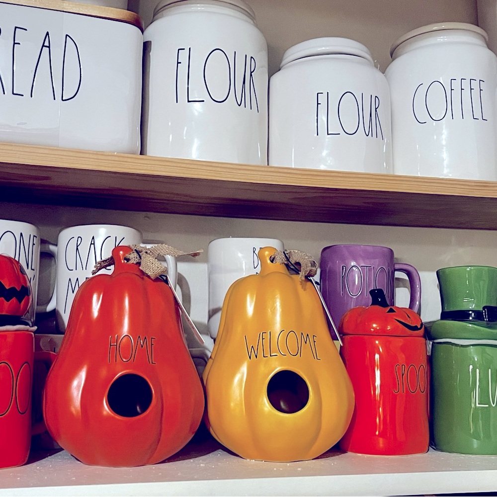 If you want to be notified!Buy the ticket and get one Mug as a Gift.